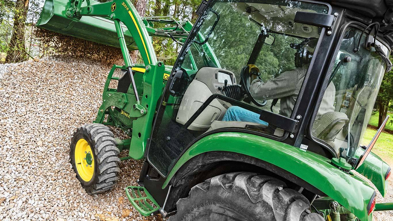 Welkom armoede Spreek uit 320R | Voorlader | Compact Utility Tractoren | John Deere BE