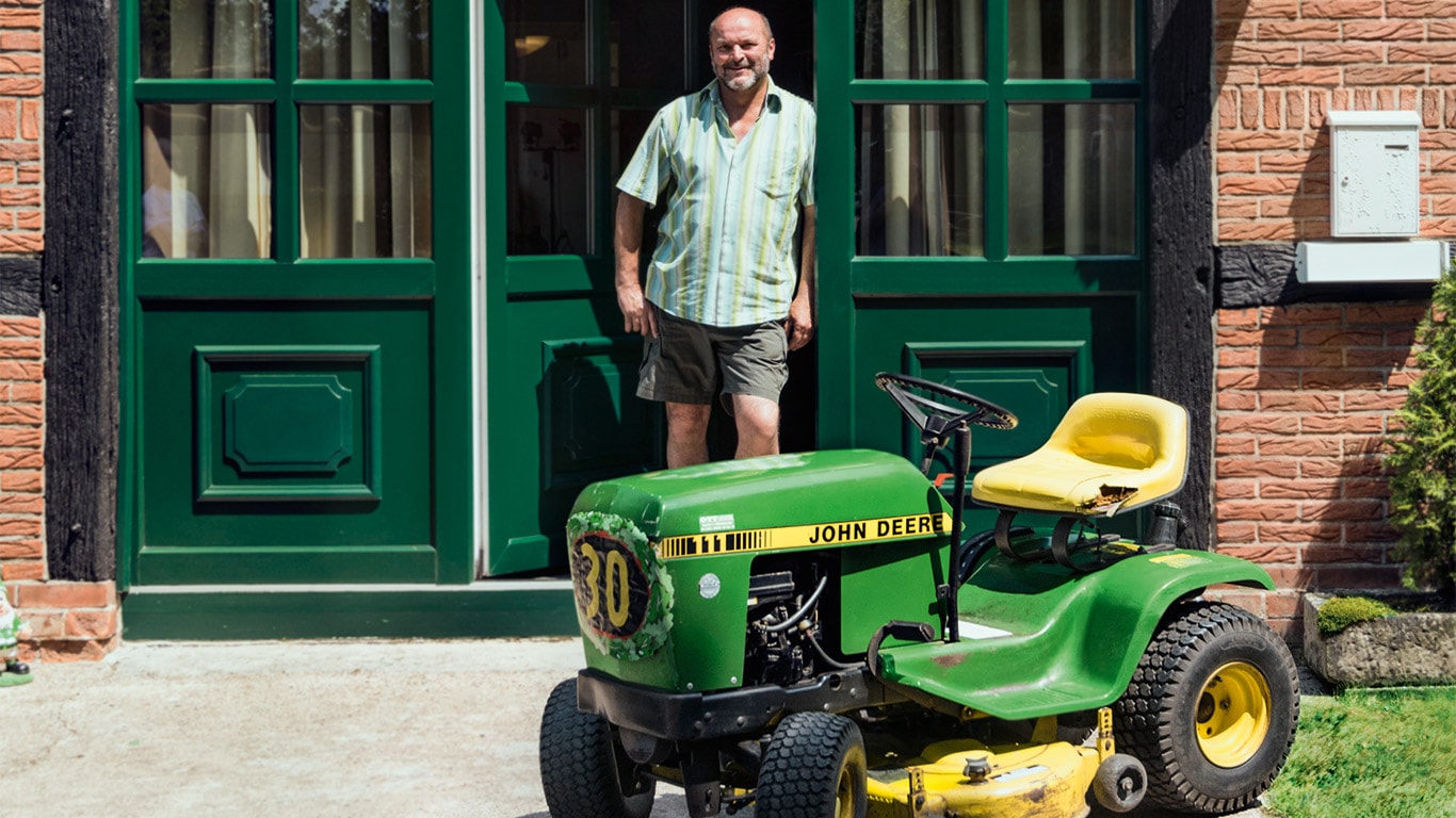 In werkelijkheid Yoghurt zwaarlijvigheid Hoog in het vaandel | Tuin en gazon | John Deere BE