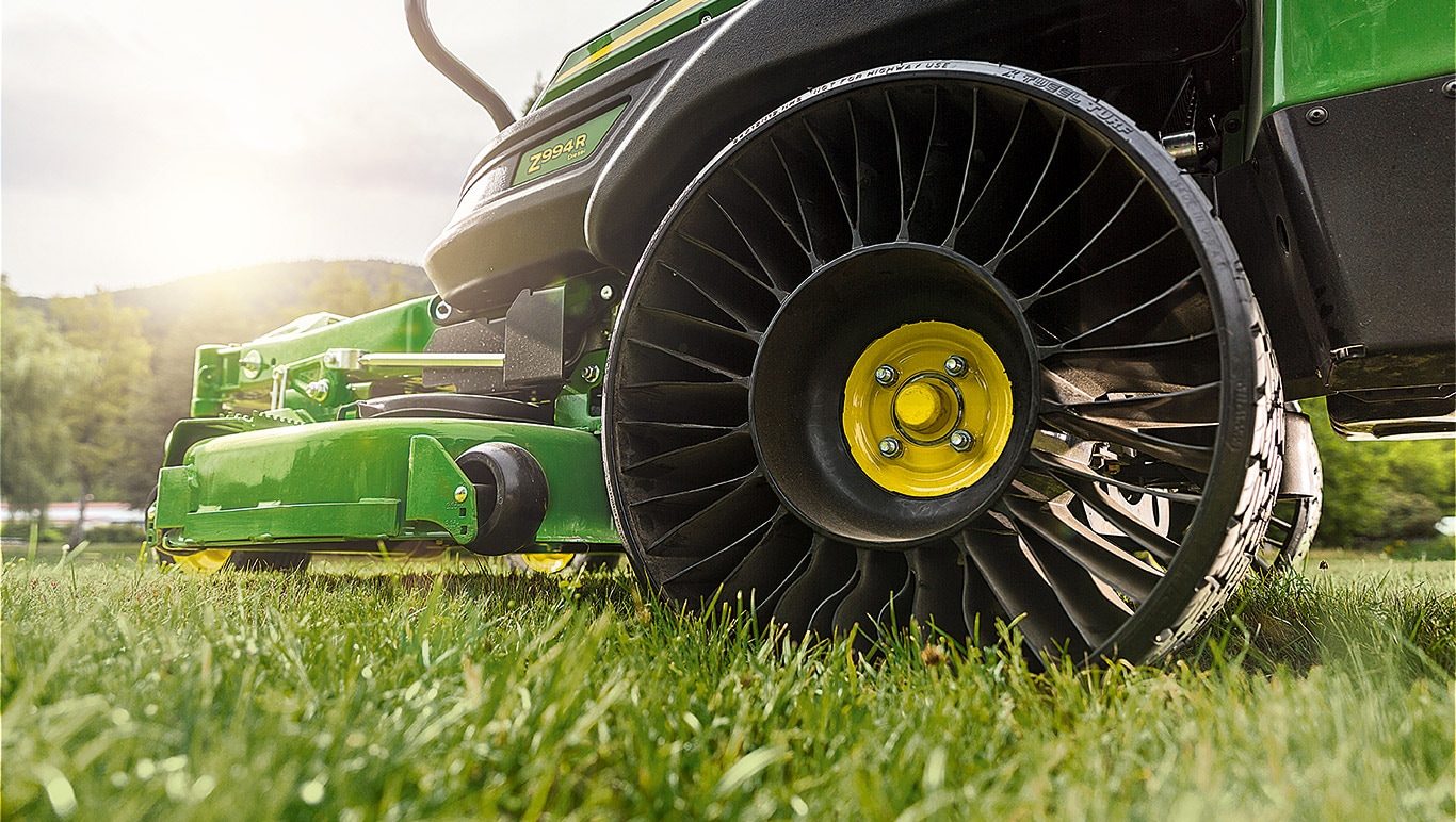 Ontdek Michelin X Tweel Turf-radiaalbanden zonder lucht