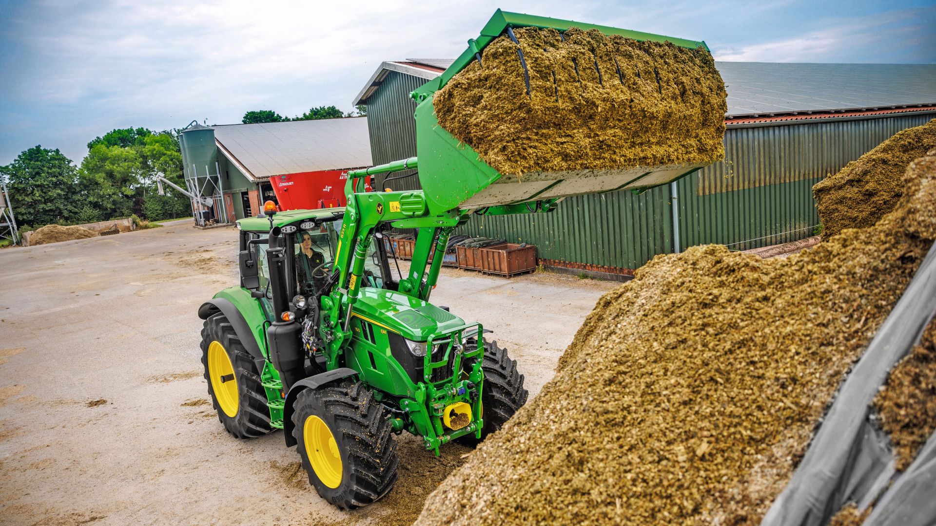 De 6M-tractorserie omvat nu 17 modellen, waarvan 10 modellen met meer dan 150 pk.