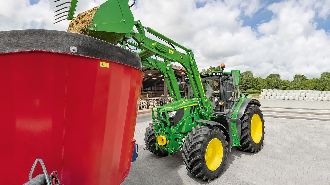 John Deere 6R : des tracteurs compacts puissants et intelligents