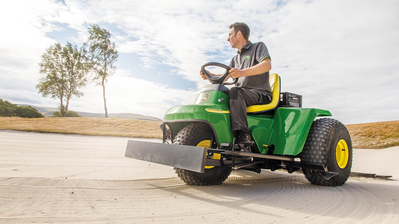 1200A, Râteaux pour fosses de sable, Parcelle, Lame avant, Parcours de golf, Terrains de golf et de sport