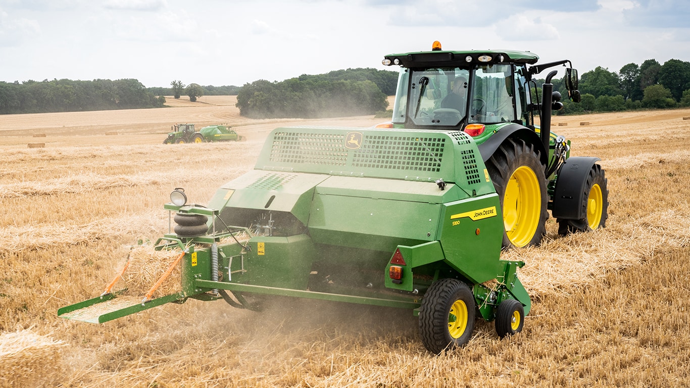 John Deere S180 kleine vierkante balenpers