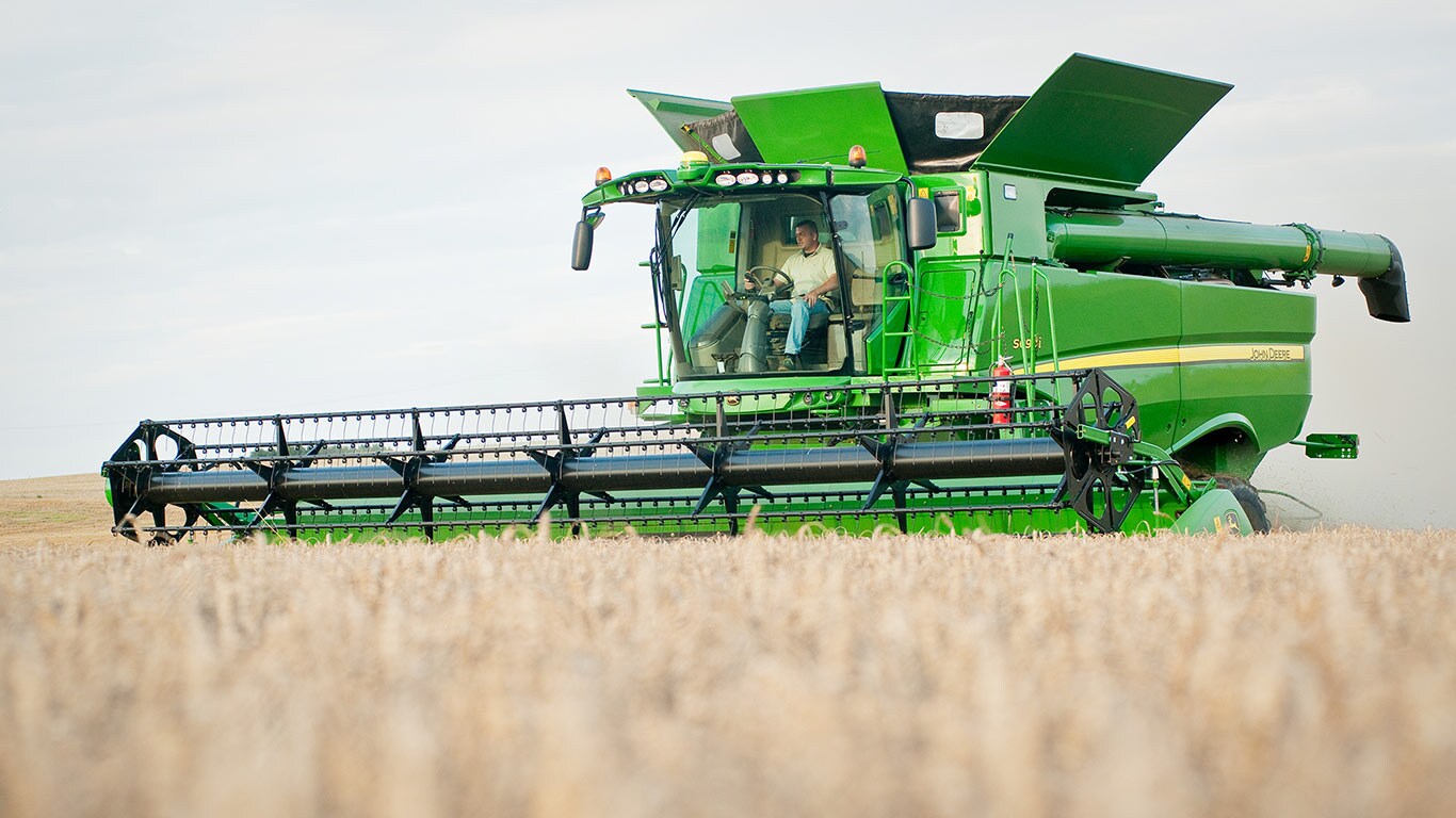 Perte de grains minimisée avec le panneau arrière en option