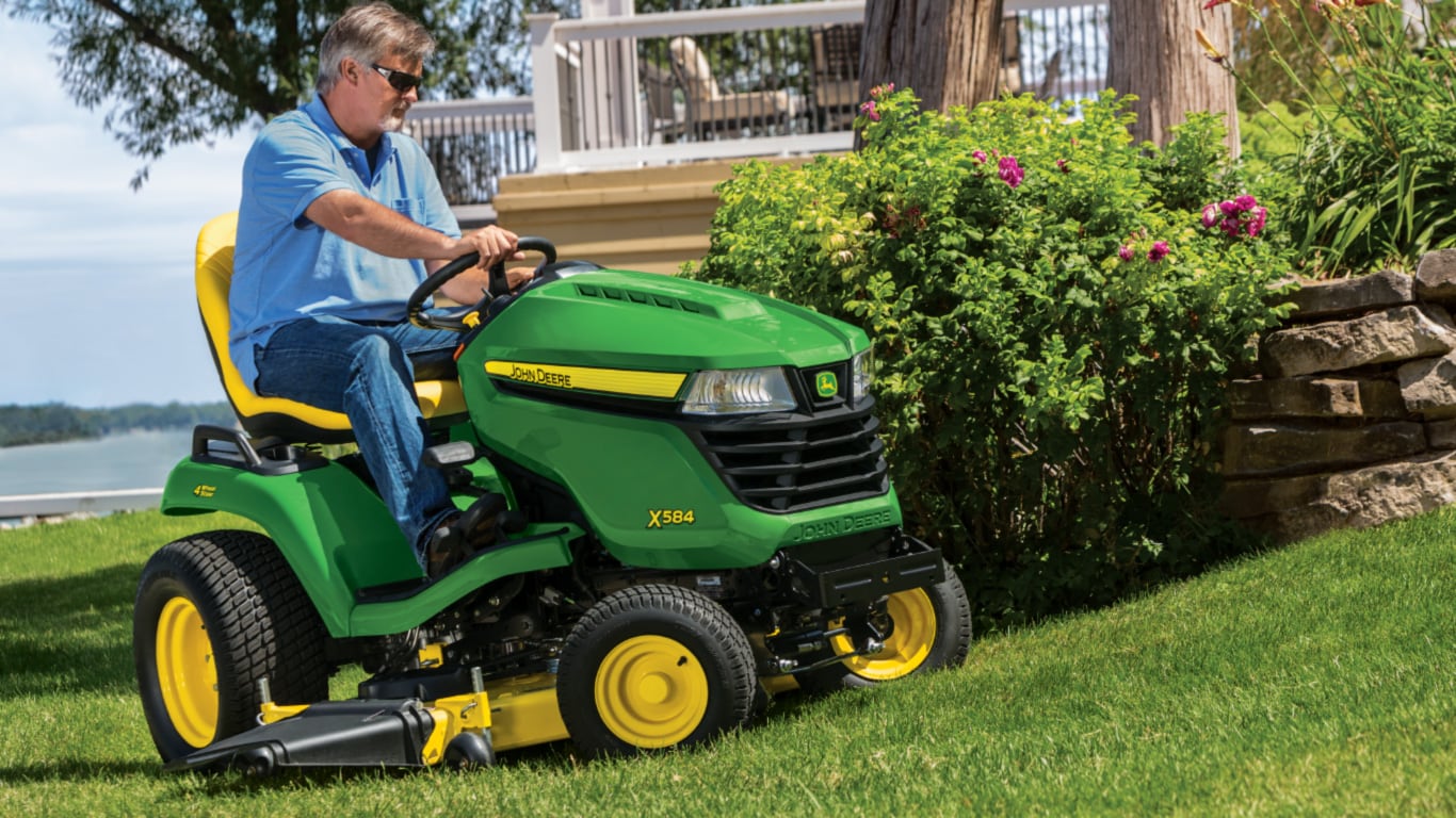 Série X500 Tondeuses autoportées et tracteurs de jardin John Deere FR