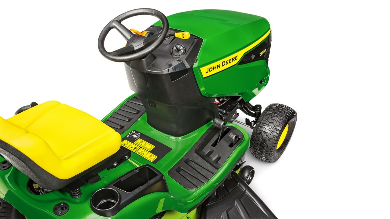 X107 Zitmaaiers en tuintrekkers John Deere BE